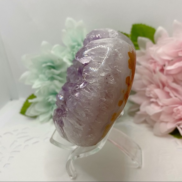 Nature Amethyst Geode Heart - Picture 6 of 10